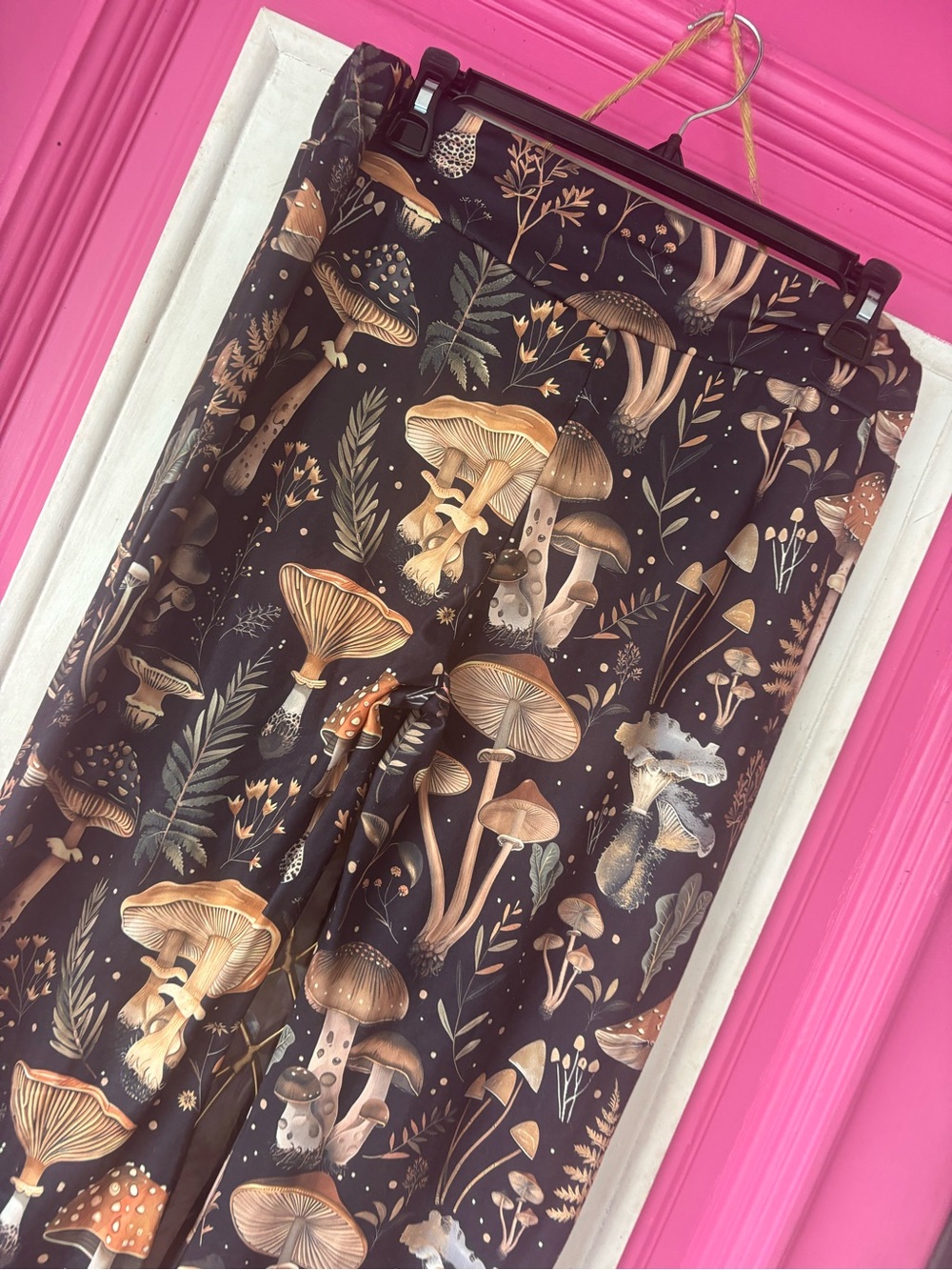 ROMWE Black Flared Pants with Brown Mushroom Print - Picture 3 of 9